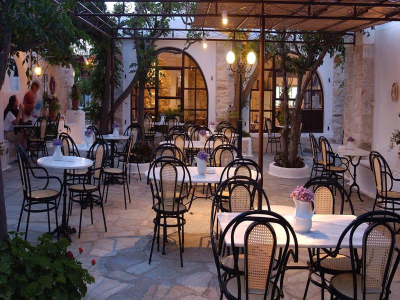 公寓式飯店 Svoronos Náousa
